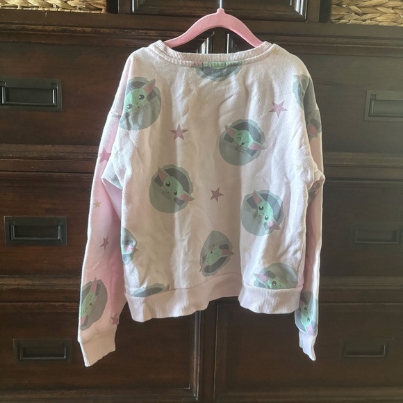 Star Wars baby Yoda pink sweatshirt in size 10/12 - Picture 5 of 7